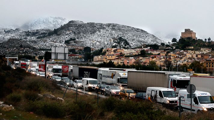 Telediario 1 - Telediario Matinal en 4' - 20/01/17
