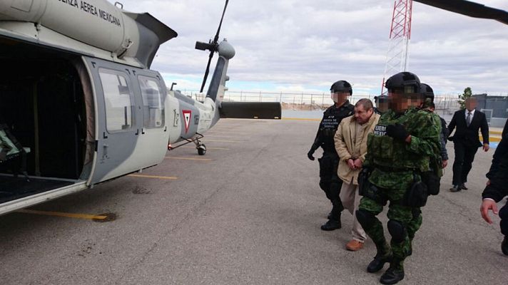 Telediario 1 - México extradita a "El Chapo" Guzmán a EE.UU y comparecerá en un juzgado de Nueva York