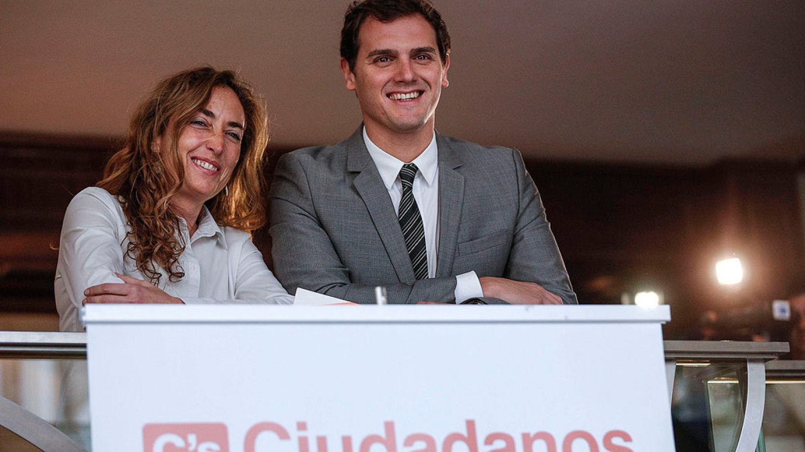 Punset acusa a Rivera de hacer de Ciudadanos la "marca blanca" del PP