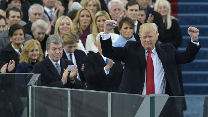 Telediario 1 - Trump promete devolver el poder al pueblo