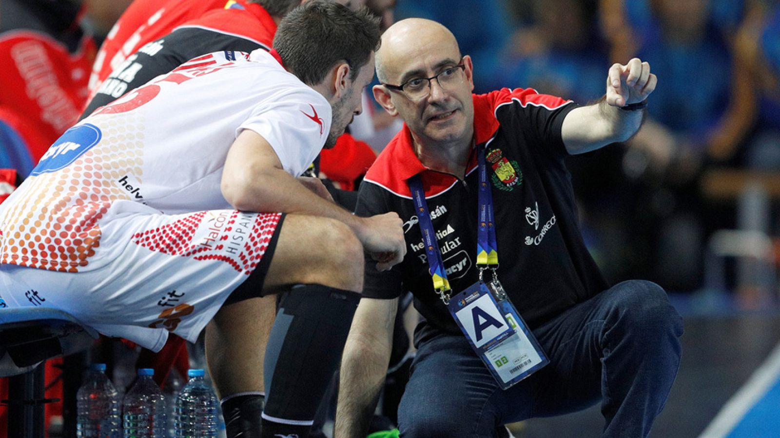 La selección española de balonmano se juega los cuartos de final del Mundial ante Brasil, el exequipo de su seleccionador, Jordi Ribera, que estuvo cuatro años al frente de la 'canarinha'.