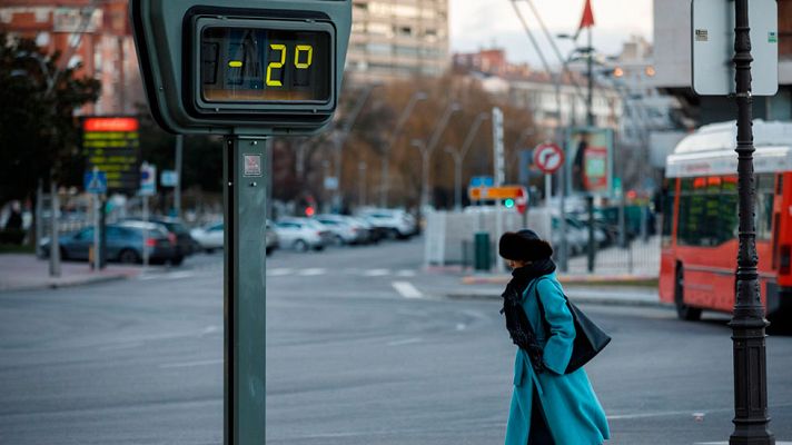 El tiempo - Viento y lluvias en el litoral oriental, donde sube la cota de nieve