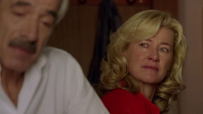 Cuéntame cómo pasó - Antonio habla con Mercedes sobre la muerte de Paz