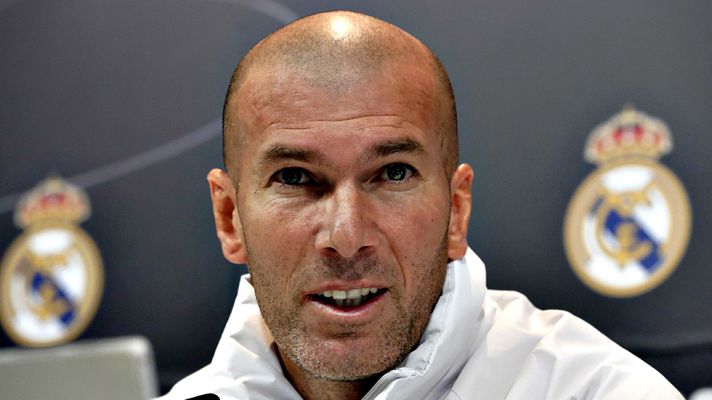 Telediario 1 - Zidane: "Parece que estamos últimos jugándonos el descenso"