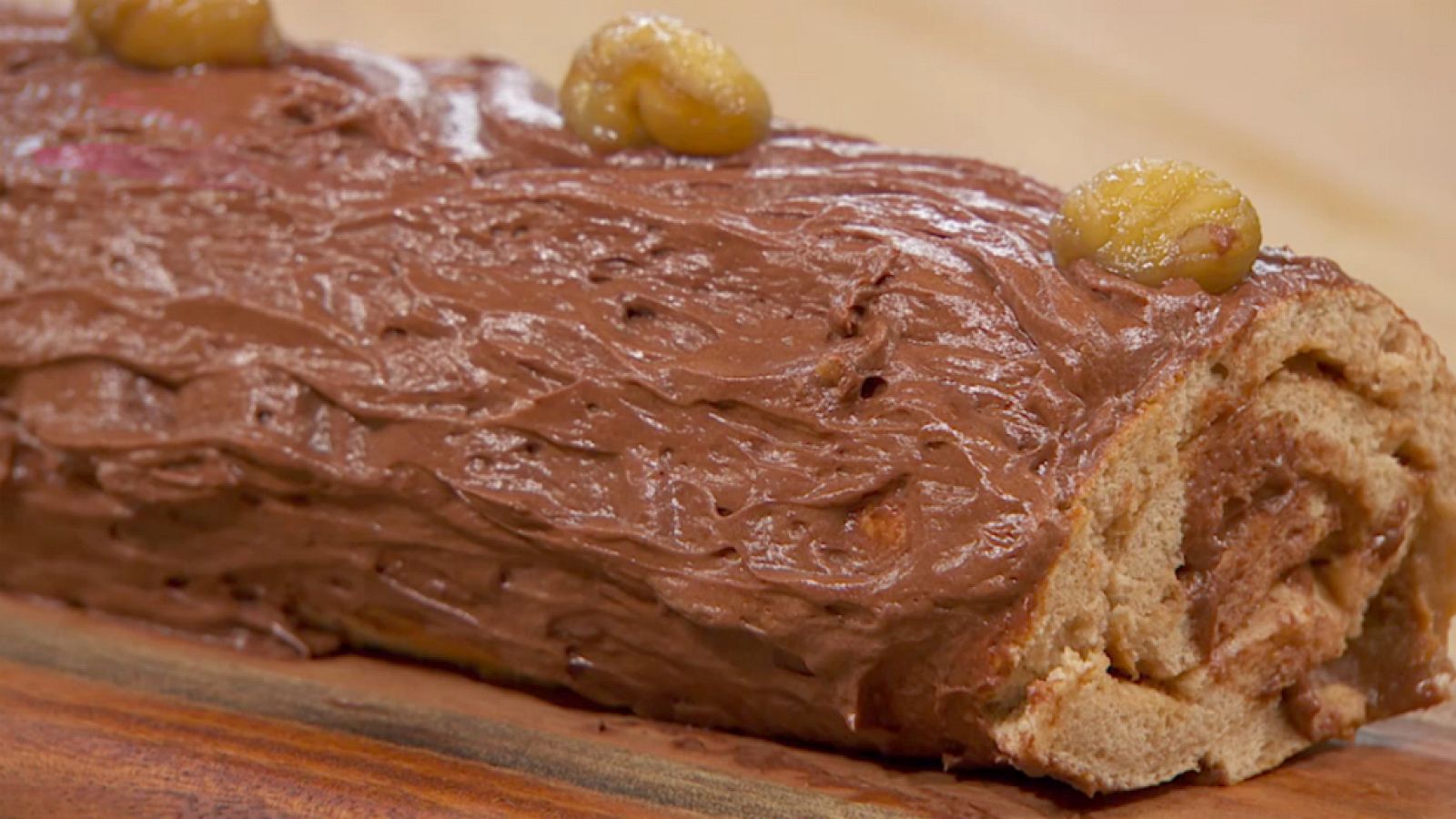 Torres en la cocina - Tronco relleno de praliné de castañas