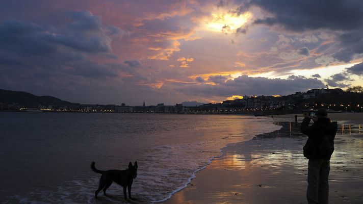 El tiempo - Cielo nuboso y precipitaciones en el este, centro y Galicia