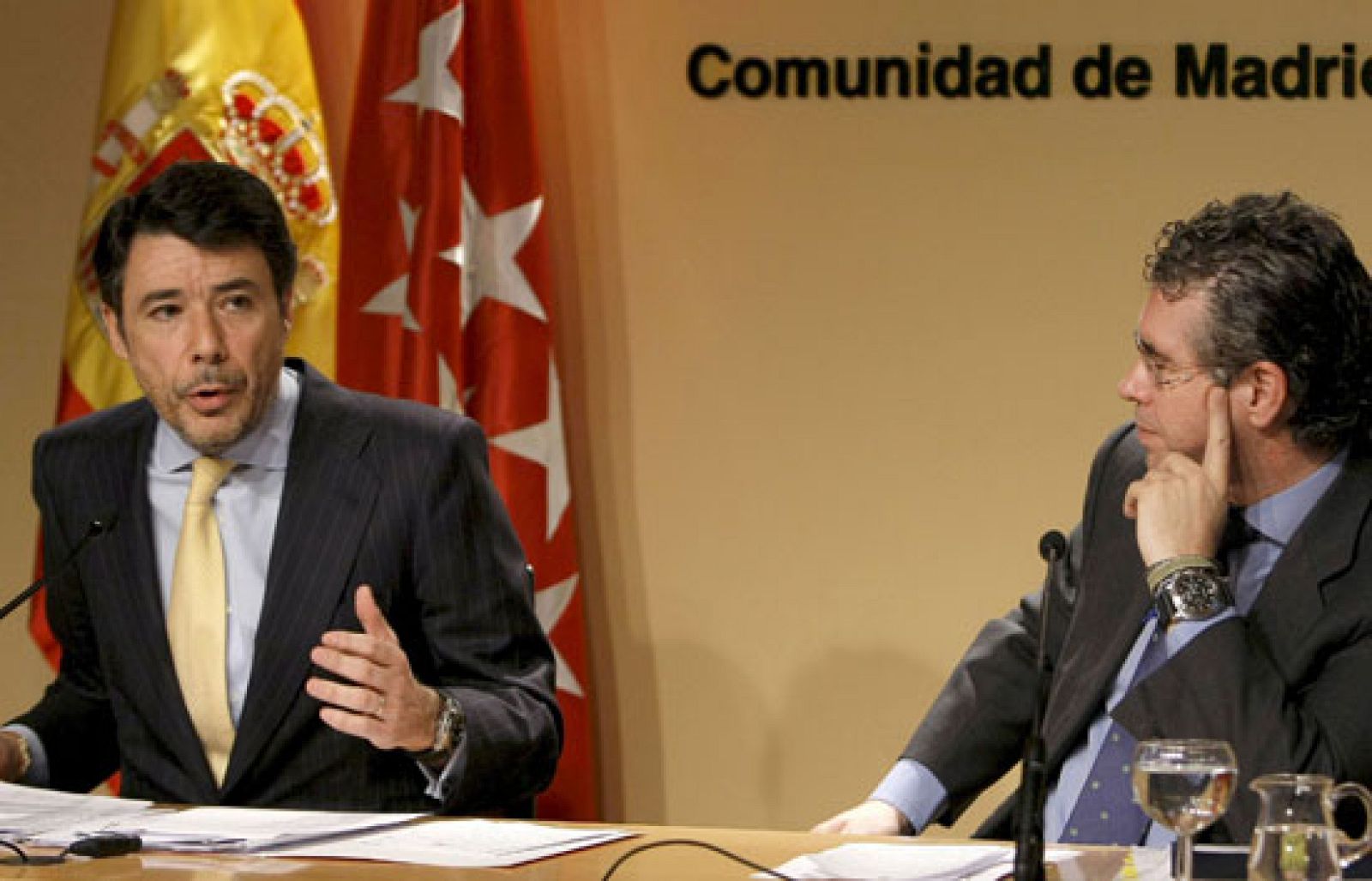 La Fiscalía de Madrid investiga la supuesta trama de espionaje de la Comunidad | Ver