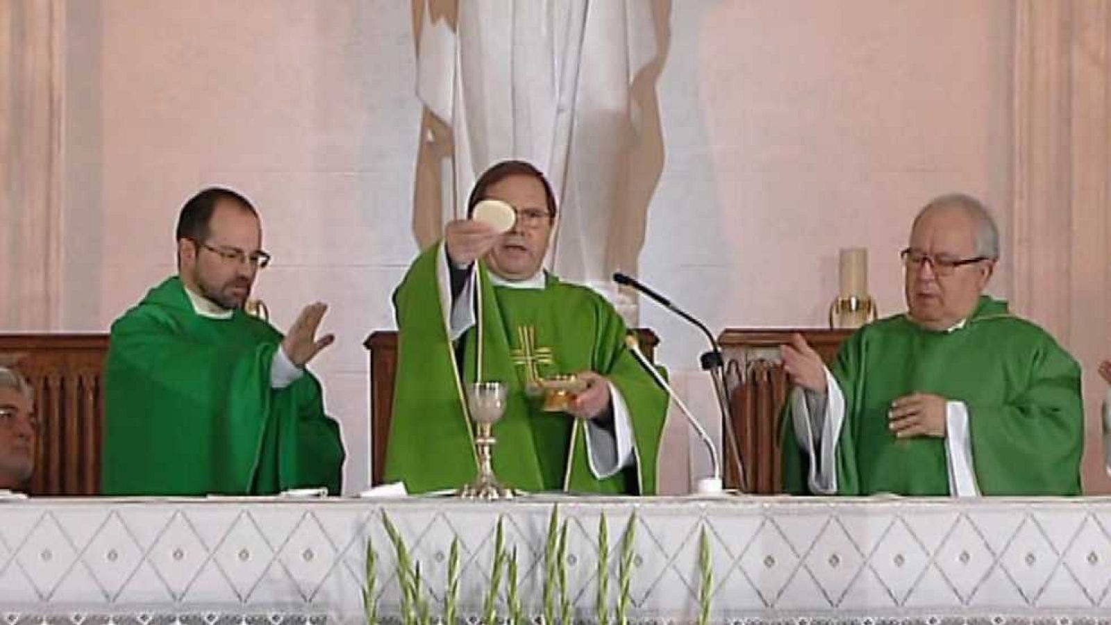 El día del Señor - Parroquia de Santiago Apóstol, Villena (Alicante) - ver ahora