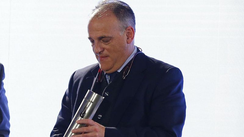 El mundo del fútbol opina sobre el videoarbitraje | Ver