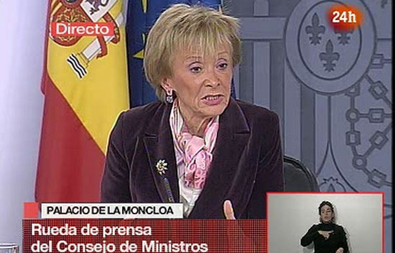 La vicepresidenta primera de Gobierno, María Teresa Fernández de la Vega, cree que no es razonable la convocatoria de huelga por parte de los jueces y dice que para dialogar hace falta la voluntad de las dos partes.