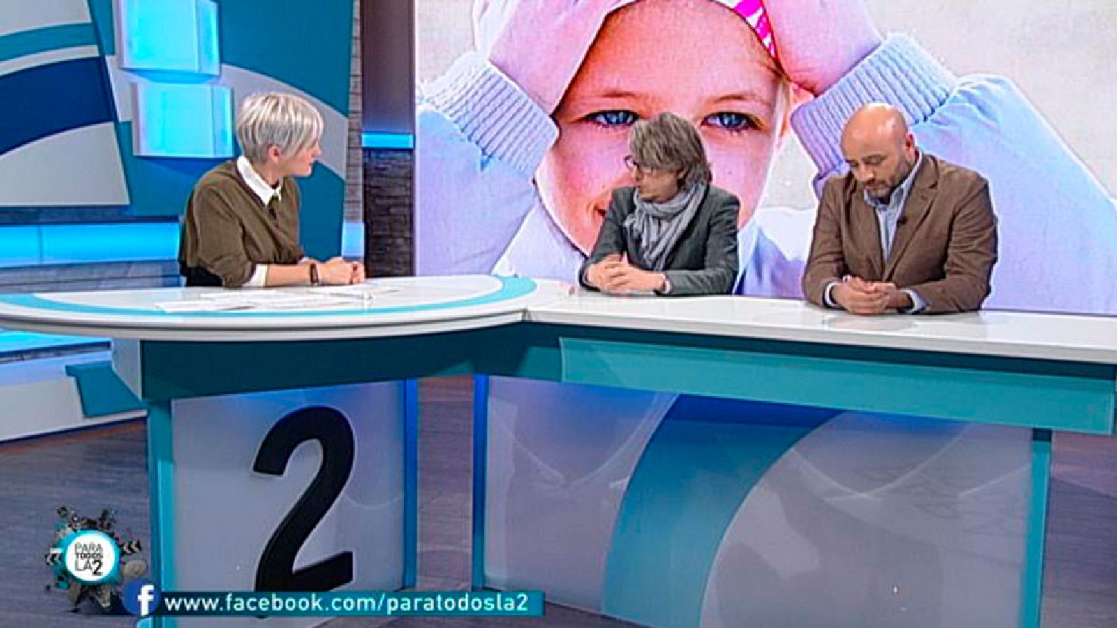 Para Todos La 2 - Día Mundial Contra el Cáncer - Entrevista a José Carnero, presidente de la Fundación y Eduardo Schell, periodista y padre de un niño con esta enfermedad.