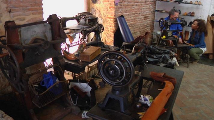 Aquí la Tierra - Botas casi eternas