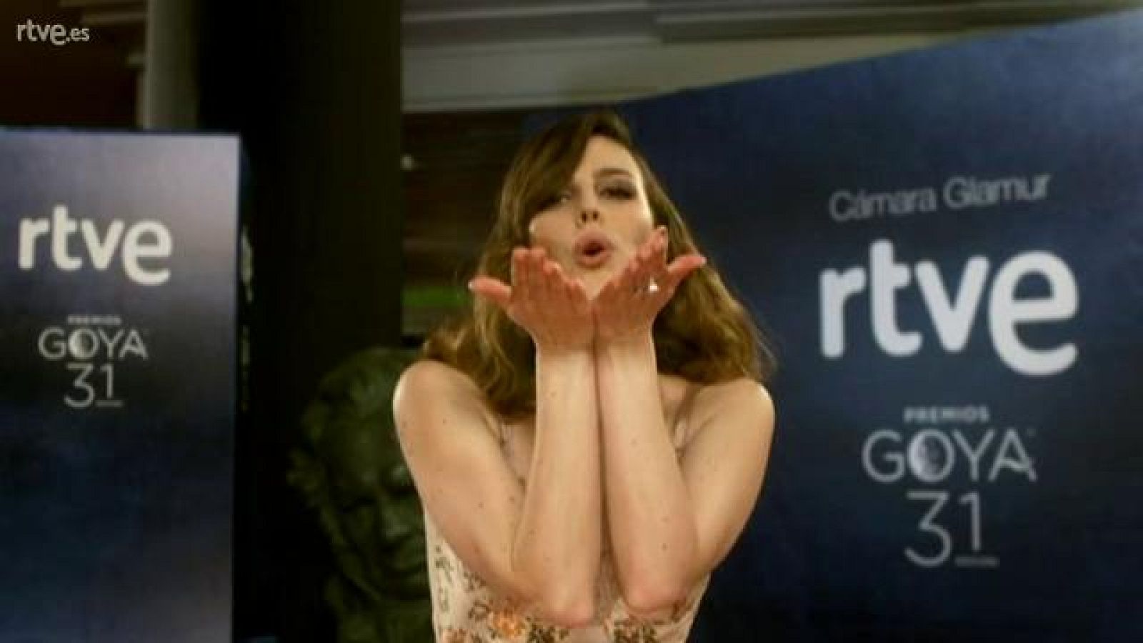 Goyas Golfos 2017 - Natalia de Molina en la Cámara Glamur