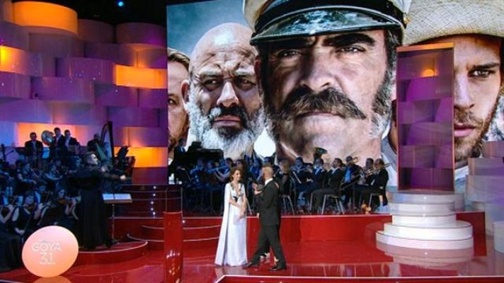  - Paola Torres Goya al mejor vestuario