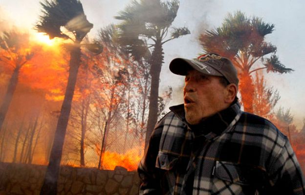  - El Ejército sofoca los incendios