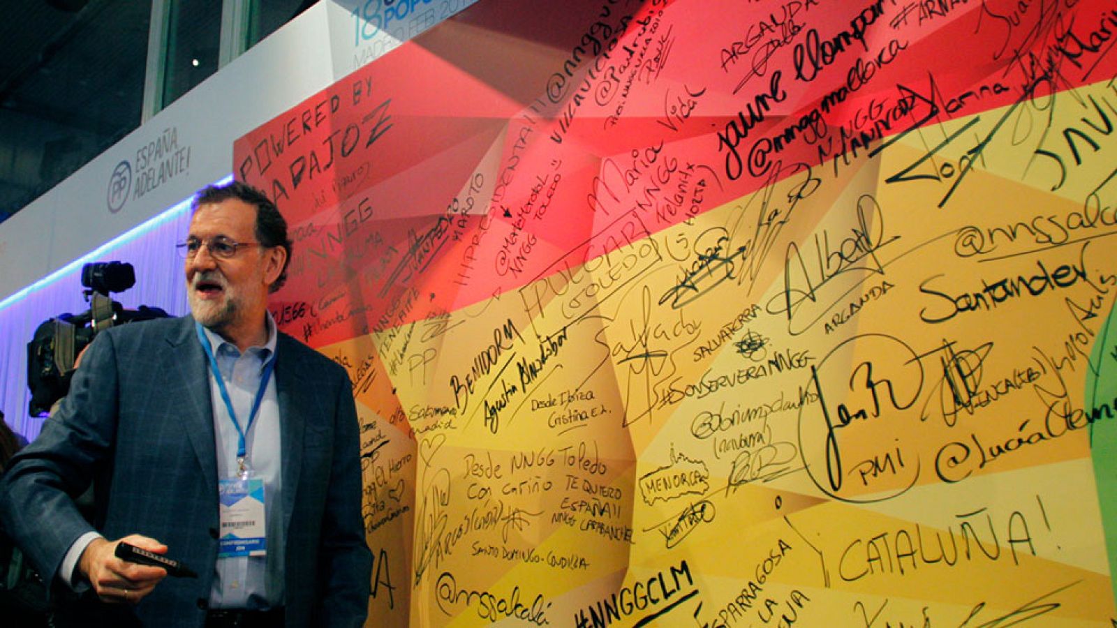 Rajoy espera que la corrupción del PP pase pronto a la historia