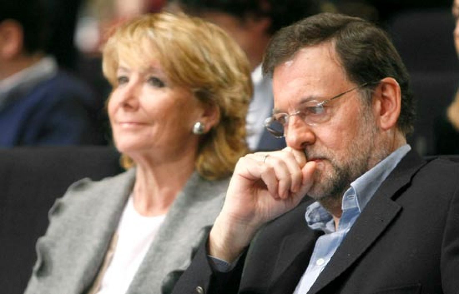 Rajoy se compromete a garantizar la cohesión del PP | Ver