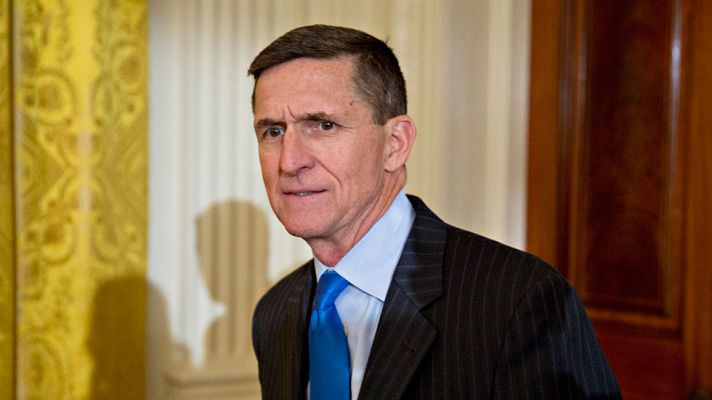 Telediario 1 - El asesor de seguridad de Trump dimite por ocultar información a la Casa Blanca sobre sus vínculos con Rusia