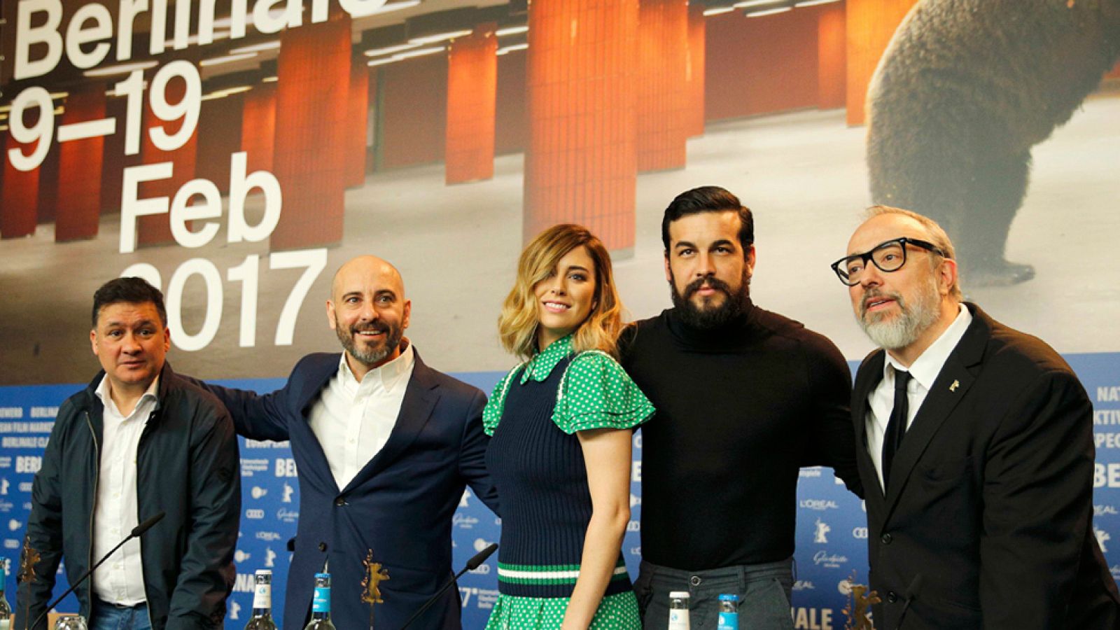 Álex de la Iglesia estrena su nueva película "El bar" en Berlín