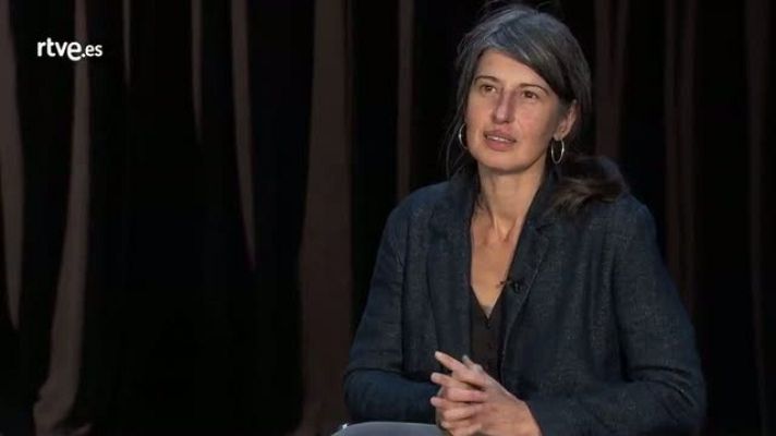 Atención obras - Gabriela Carrizo, Peeping Tom (entrevista completa)