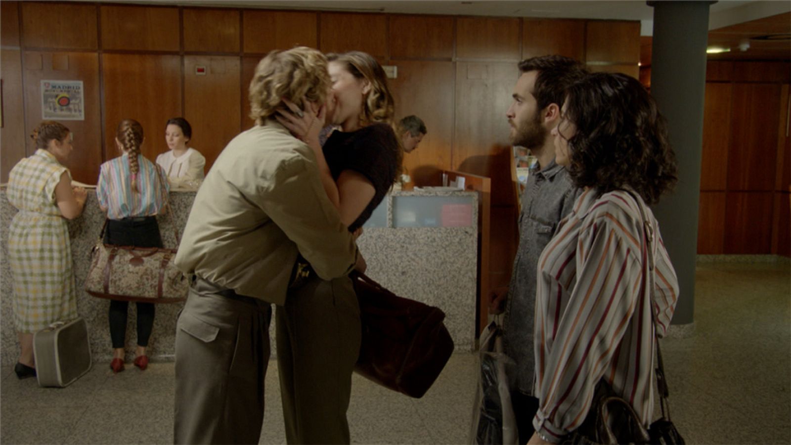 Cuéntame cómo pasó - Este jueves, vuelve Toni y no viene solo