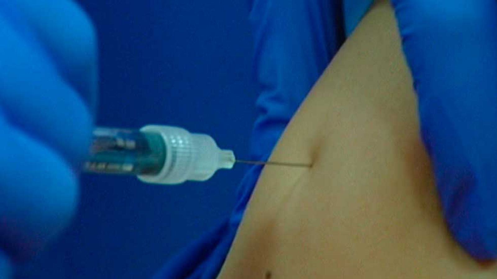 Una vacuna contra la malaria logra Por primera vez, el cien por cien de inmunidad