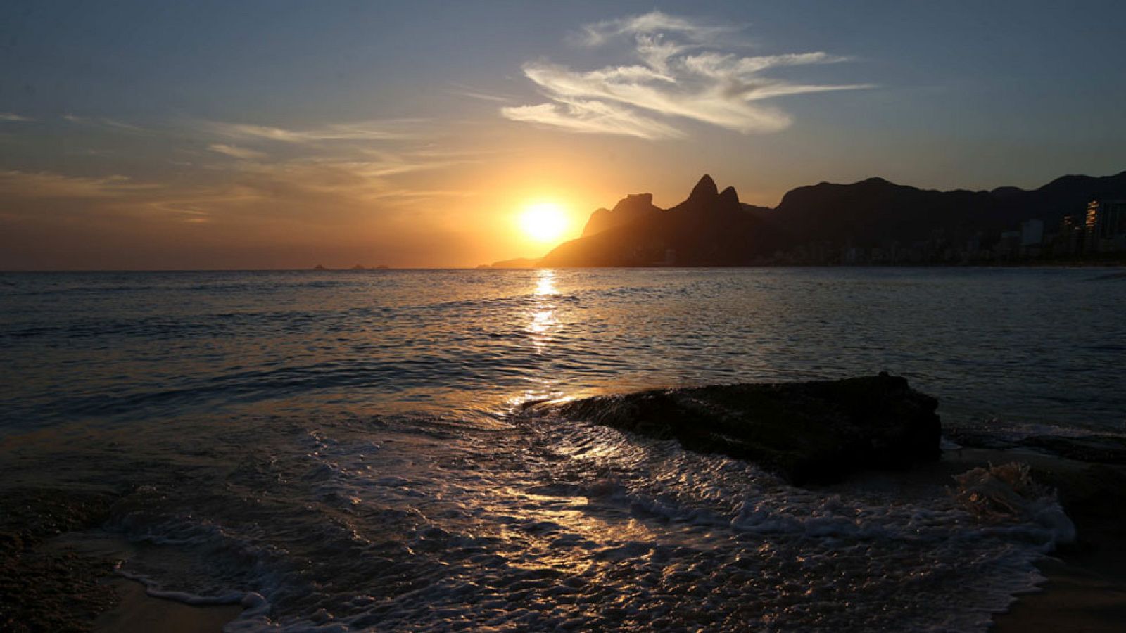 Poco nuboso y temperaturas en ascenso