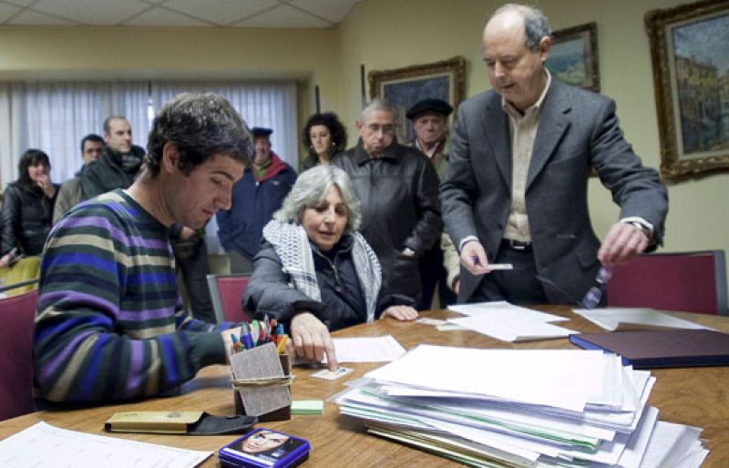 Garzón envía a prisión a los ocho 'batasunos' detenidos