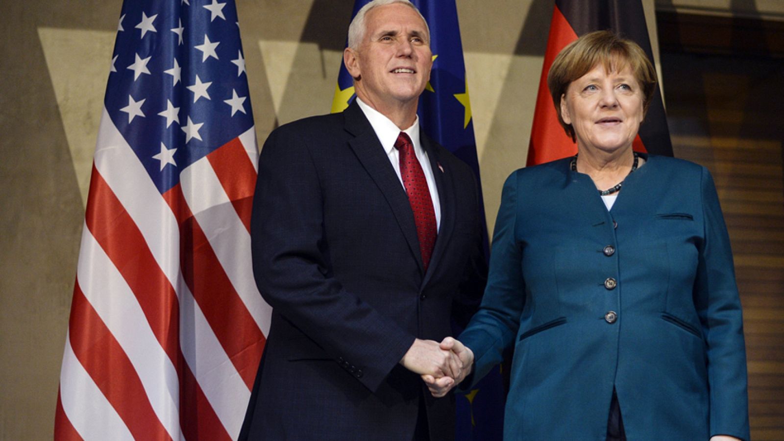 "Estados Unidos apoya firmemente a la OTAN"