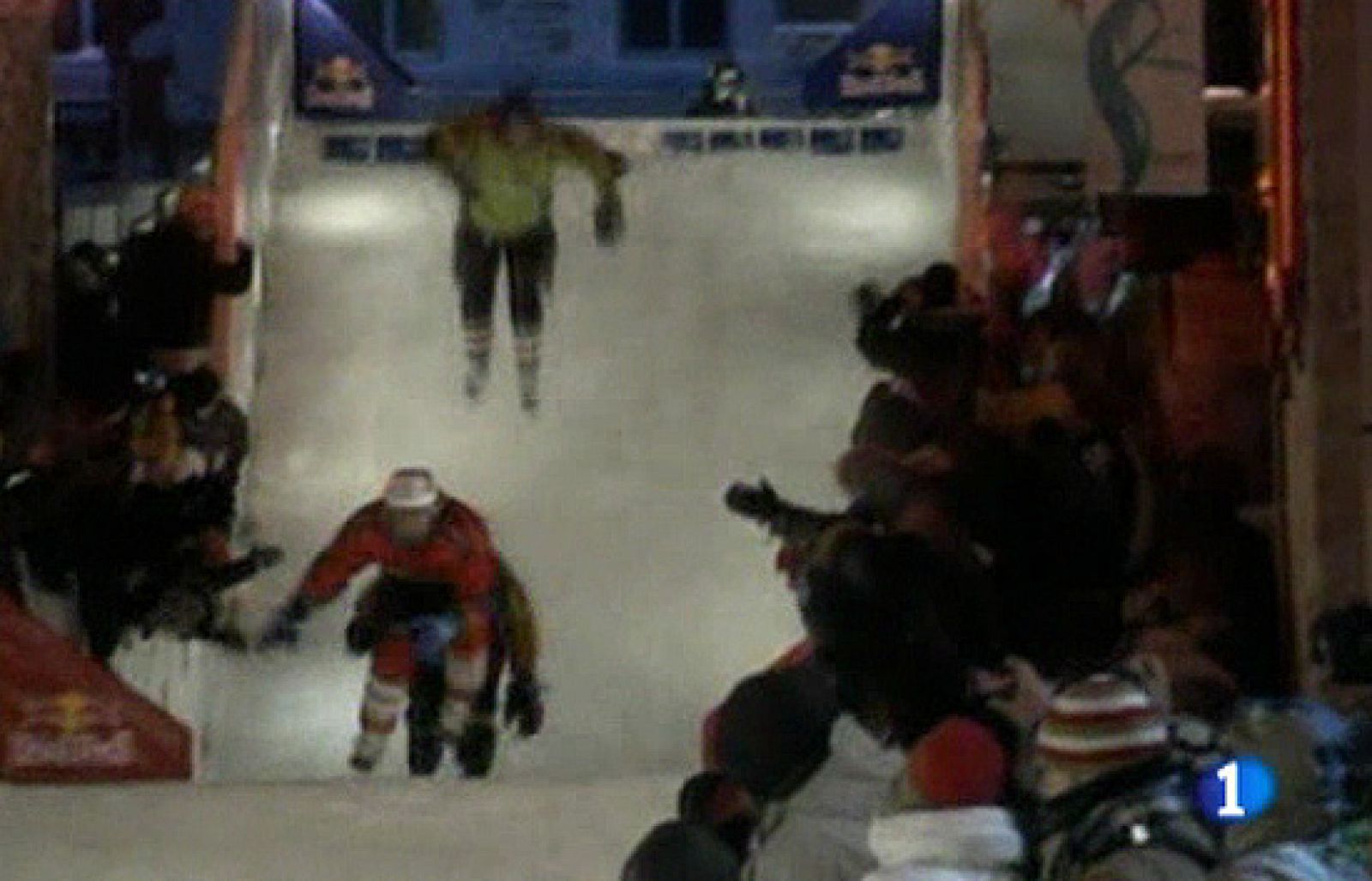 Competición de Ice Cross celebrada en Quebec (Canadá) en la que los participantes patinan sobre hielo en un tubo alcanzando velocidades de vértigo.