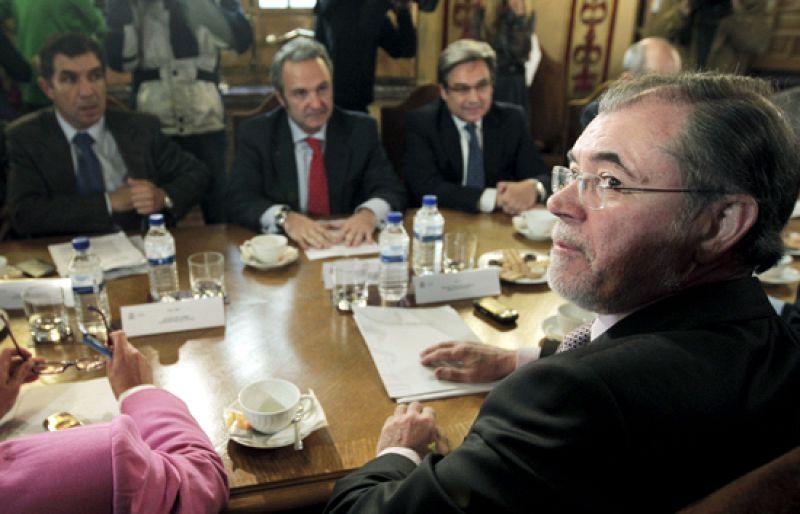 Sigue la reunión entre el ministro de Justicia y las asociaciones de jueces | Ver