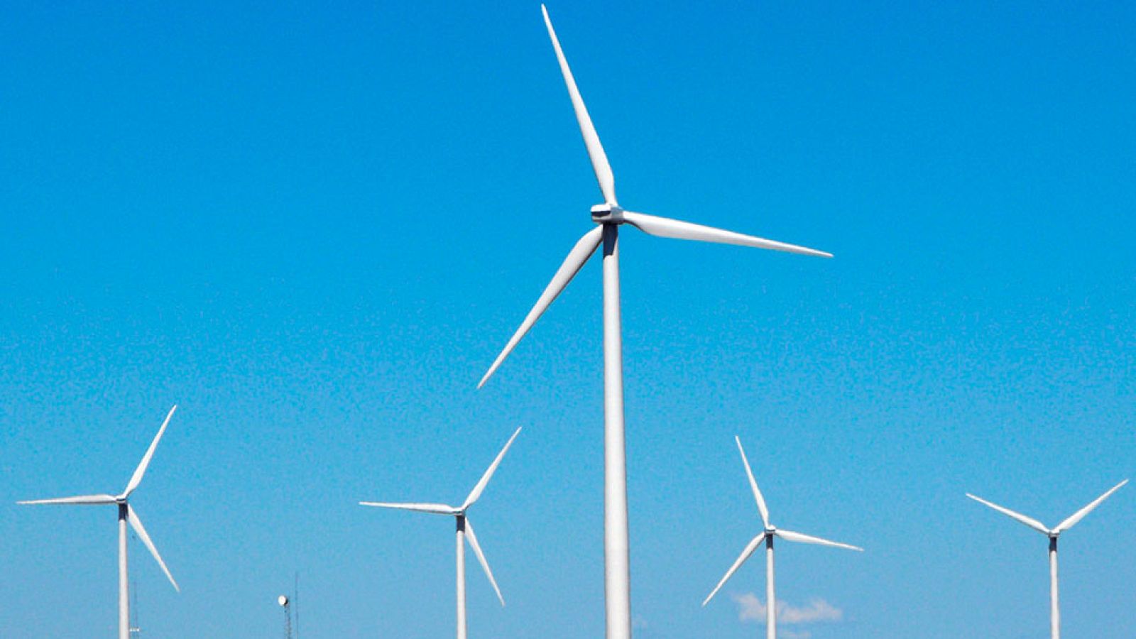 El viento y el oleaje tendrán en riesgo al litoral de Andalucía