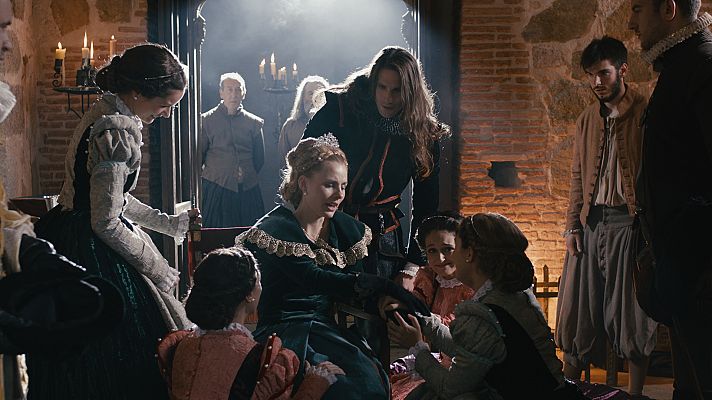 Reinas - La abdicación