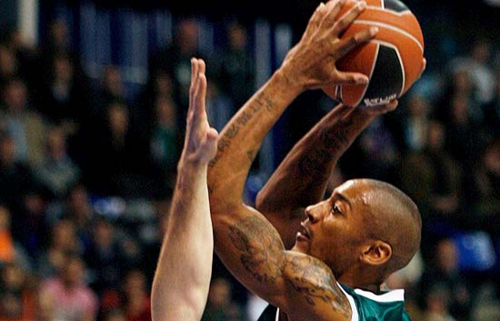 Un ale-hoop de Hosley en el Real Madrid, y dos mates, uno de Oleson -AG Fuenlabrada- y otro de Haislip -Unicaja- son las mejores canastas de la 20ª jornada de la Liga ACB.