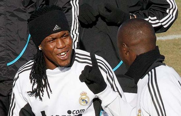  - Palmas y pitos en el Bernabéu