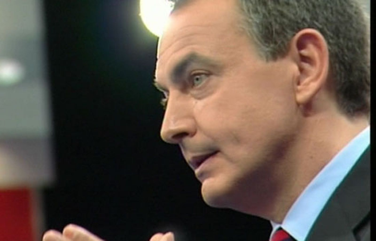 Tengo una pregunta para usted - ¿Ha cesado a los asesores que no vieron venir la crisis o nos estaba mintiendo?' - Tengo una pregunta para usted | Ver