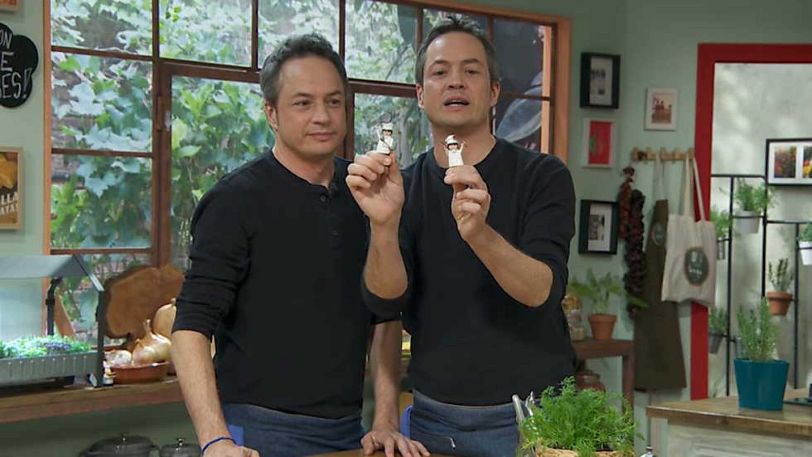 Torres en la cocina - Recetas con disfraz - ver ahora