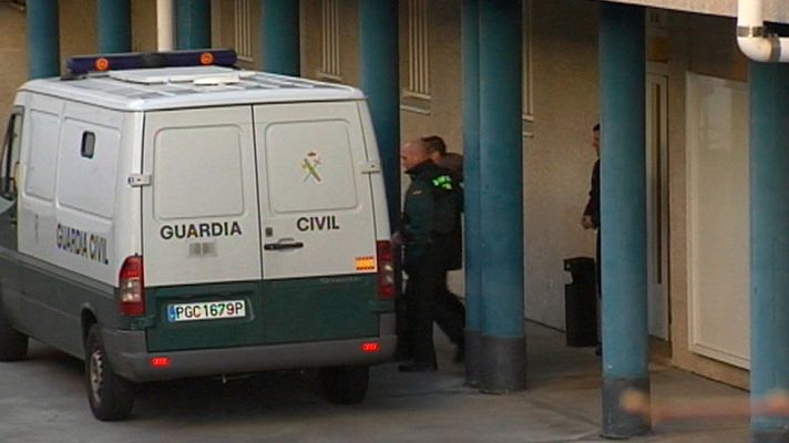Telediario 1 - Un juez de Pontevedra ordena el ingreso en prisión del 'Don Juan de Marín'
