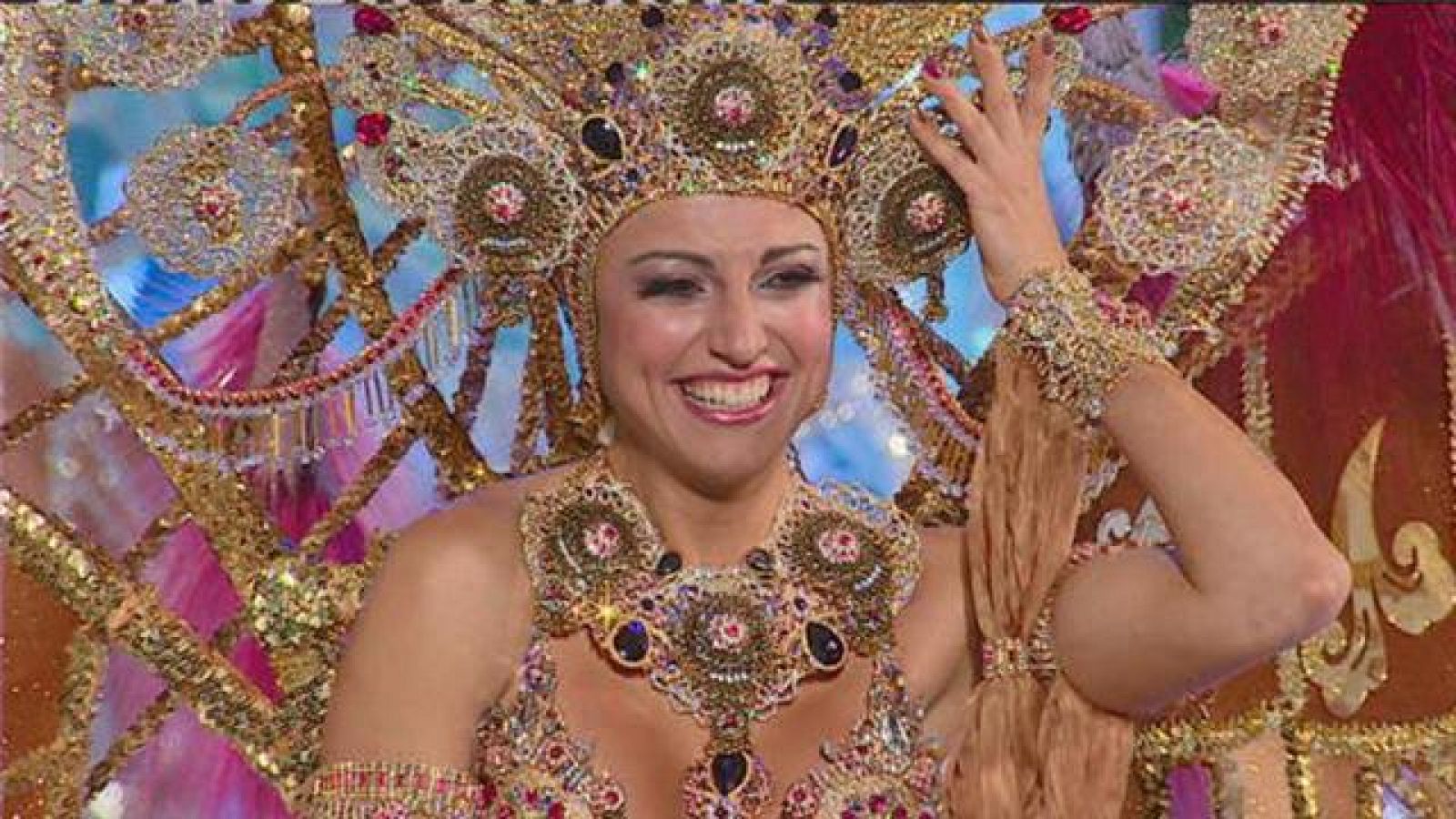 Esther Pérez reina del carnaval | Ver