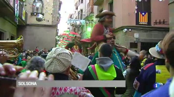 L'Informatiu - Més de 10.000 persones al dissabte de carnaval a Solsona