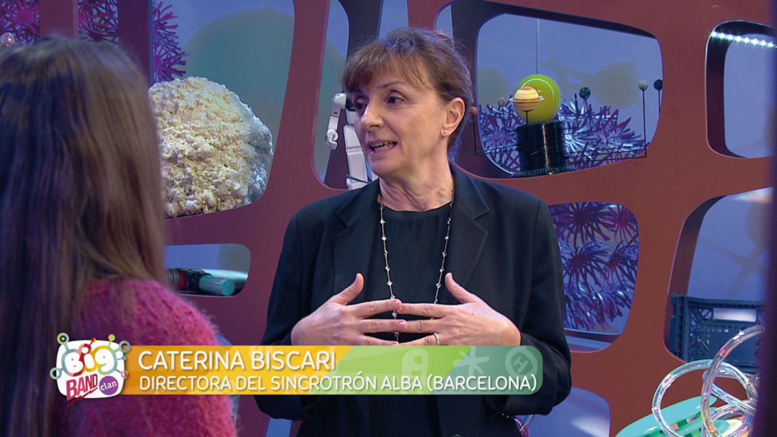Mes de la Ciencia - Caterina Biscari y el sincrotrón - Big Band Clan | Ver