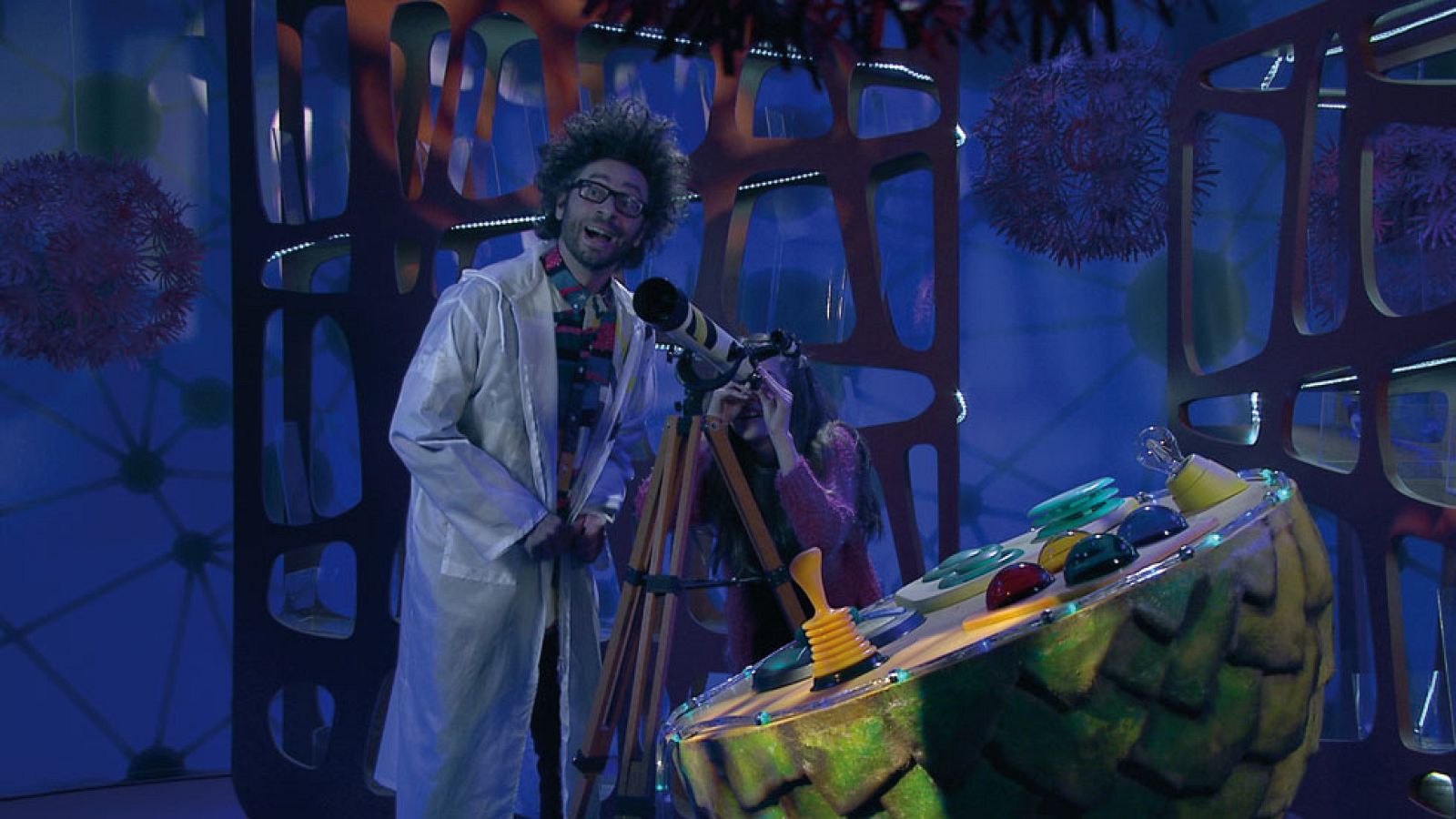 Mes de la Ciencia - Los extraterrestres y Fermi - Big Band Clan | Ver