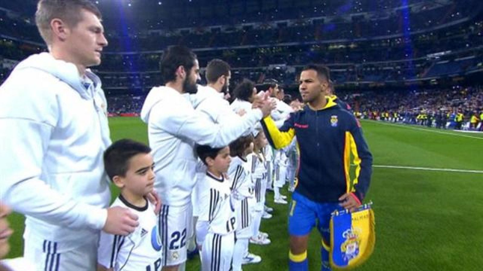 La UD Las Palmas consigue un punto en el Bernabeu