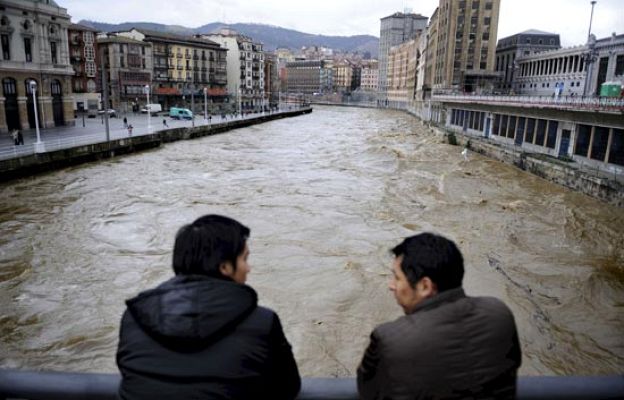 Telediario 1 - Telediario en 4' - 27/01/09