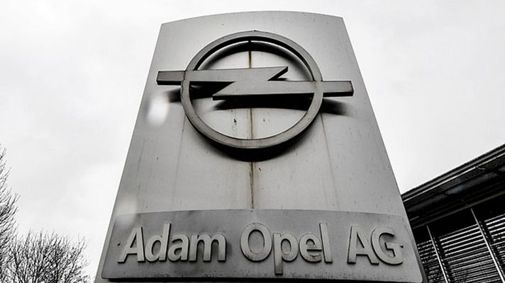 Telediario 1 - Peugeot Citröen confirma la compra de Opel por 2.200 millones de euros