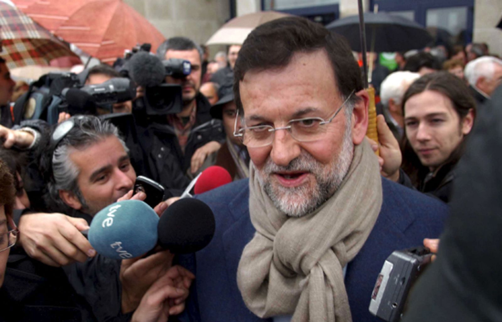 El PSOE reconoce que 2009 va a ser un año difícil pero confía en las medidas aprobadas | Ver