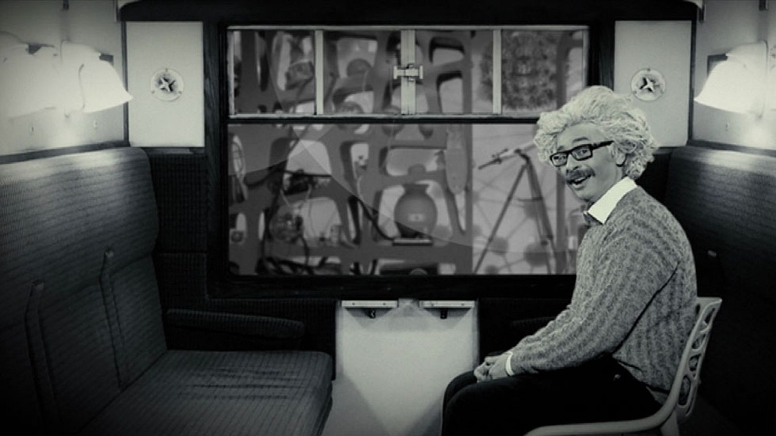 Mes de la Ciencia - Albert Einstein - Big Band Clan | Ver