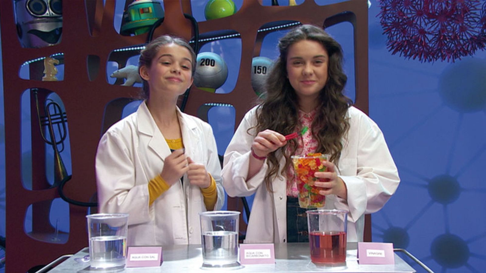 Mes de la Ciencia - La ósmosis del agua - Big Band Clan | Ver