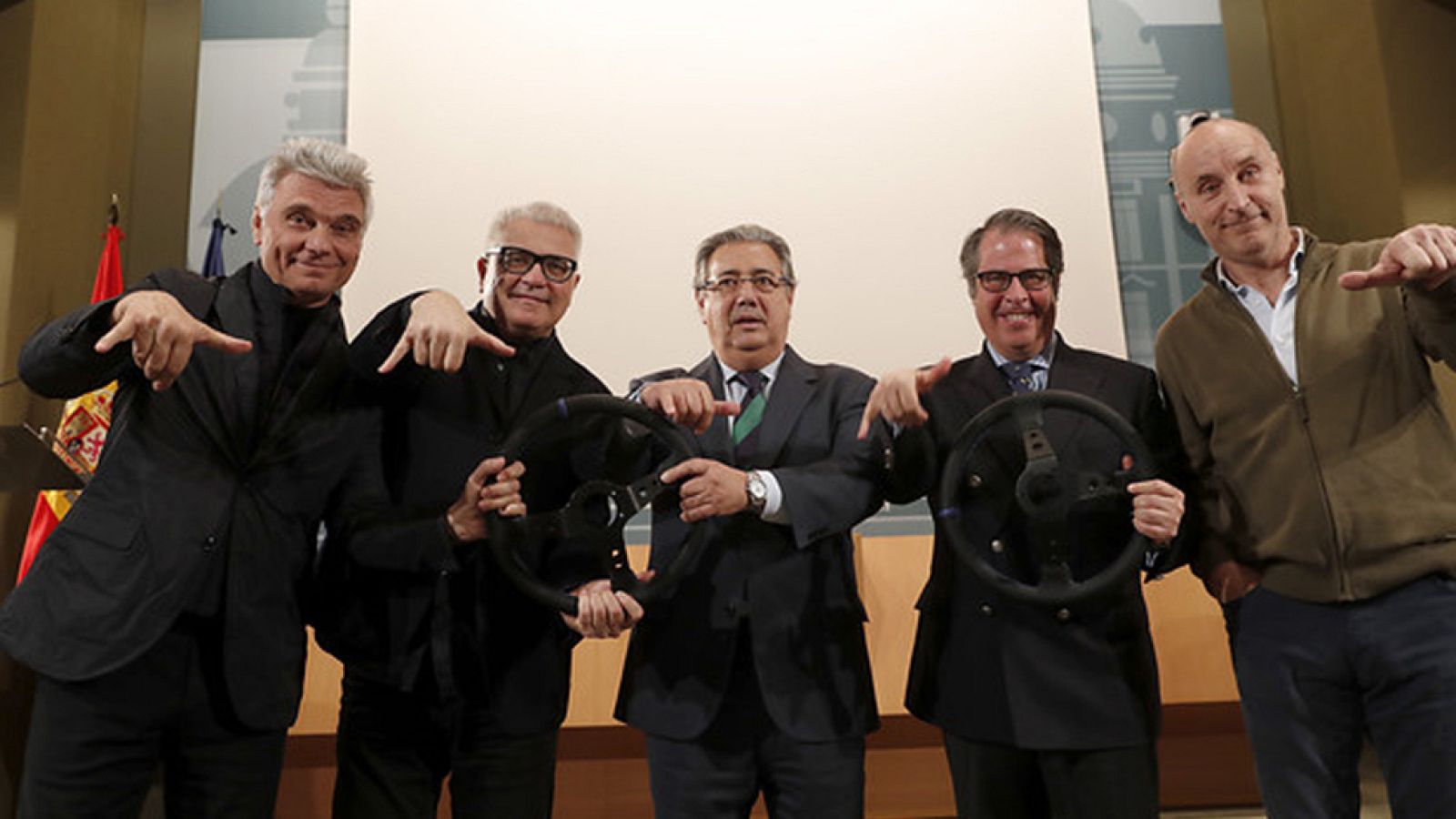 Nueva campaña de la DGT para concienciar del peligro de usar el teléfono móvil al volante