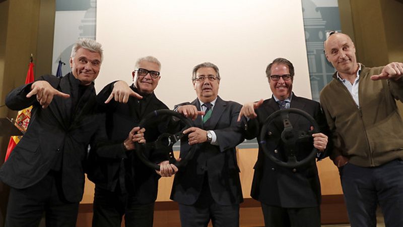 Nueva campaña de la DGT para concienciar del peligro de usar el teléfono móvil al volante